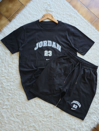 Conjunto Jordan 23 