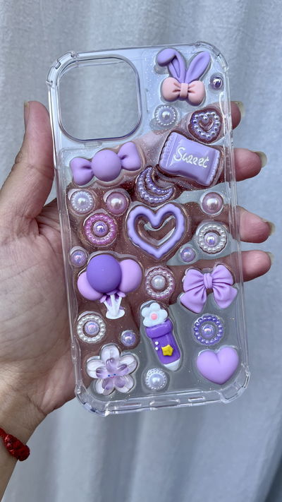 Funda con charms - Diseño lila