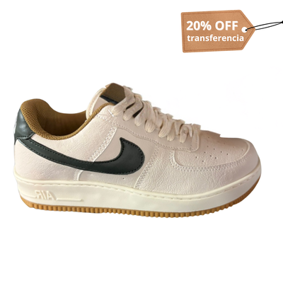 NIKE AIR FORCE 1