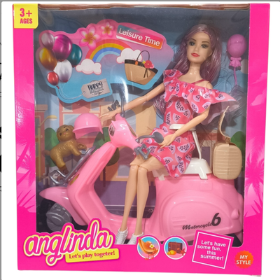 Muñeca Con Moto + Accesorios