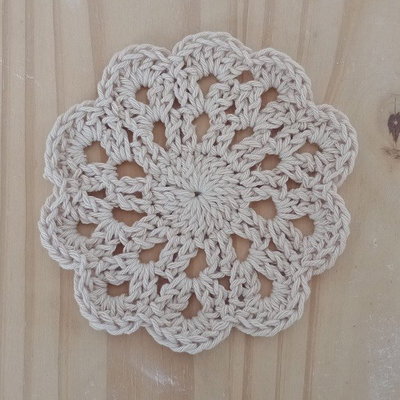 Posa vasos a Crochet 13 cm - Beige