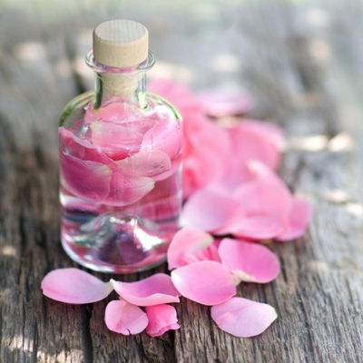 Agua de Rosas