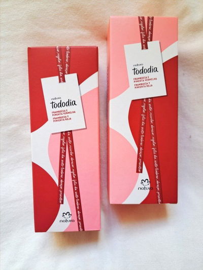 Natura - Crema Corporal Frambuesa y Pimienta Rosa 100ml