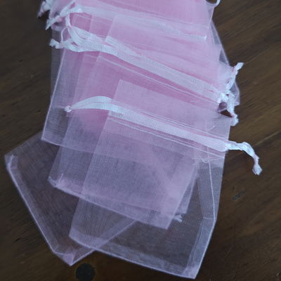 Bolsas de Organza - Rosa Chicle x UNIDAD 7x9cm