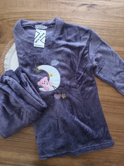 Pijama Plush de ADULTO 💤 SOLEDAD/por unidad 