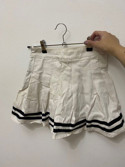 Pollera tableada blanca