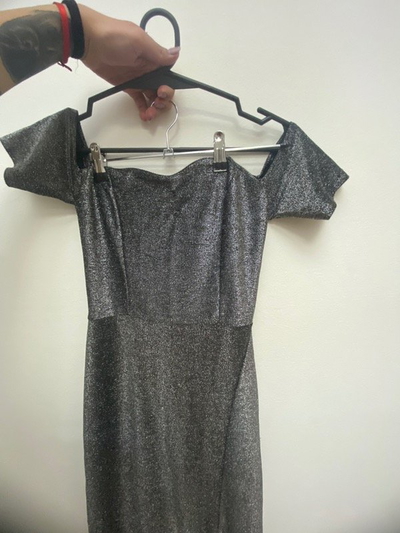 Vestido de fiesta Gris brilloso