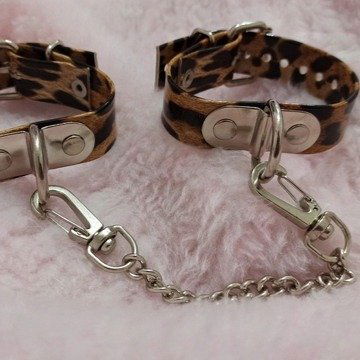 Esposas con cadena PRINT
