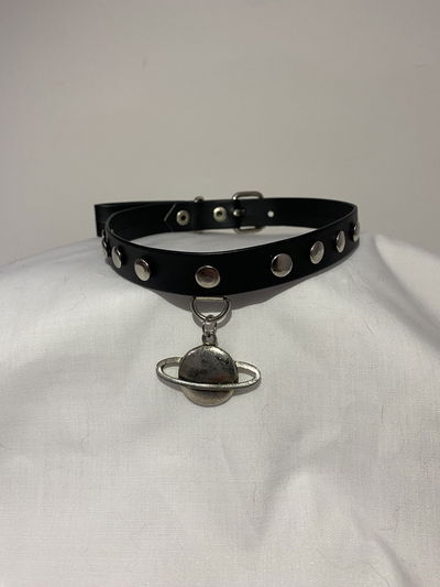 Choker 011