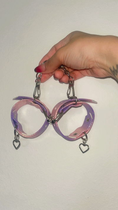 Muñequeras Esposas SHINY con conector 