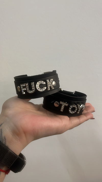 Muñequeras FUCK TOY strass (PAR)