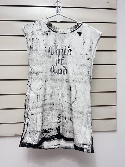 Musculosa oversize Child of god