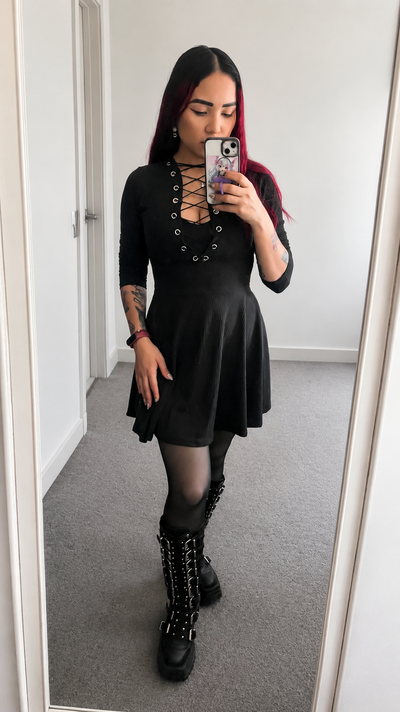 Vestido acordonado