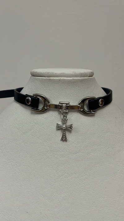 Collar cruz strass