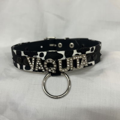 Choker letras strass VAQUITA