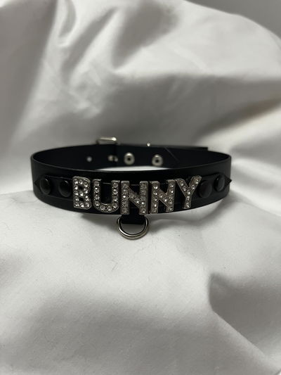 Choker letras strass BUNNY