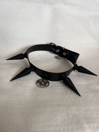 Choker 019