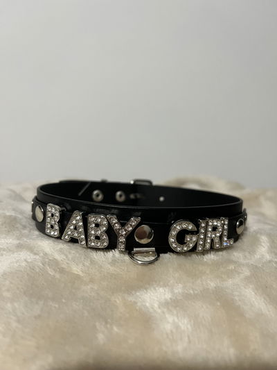 Choker letras strass BABY GIRL