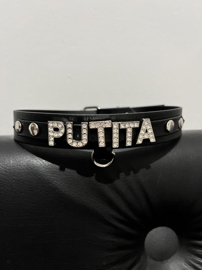 Choker letras strass PUTITA 