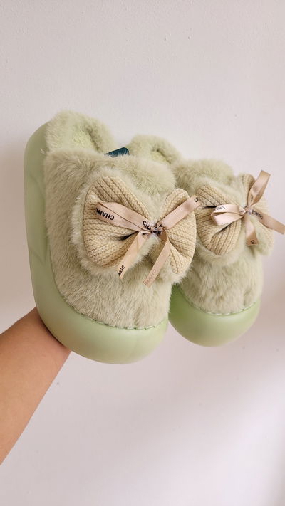 Pantufla moño verde 35/6