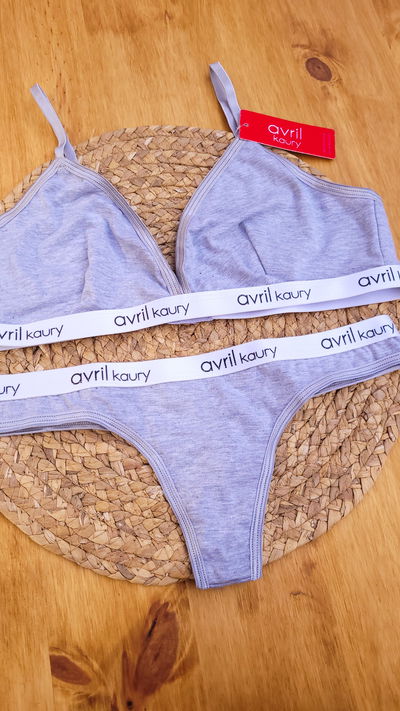 Avril Kaury 3010 Gris