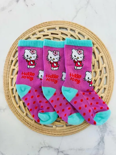 Media 3/4 Infantil Hello Kitty con toalla