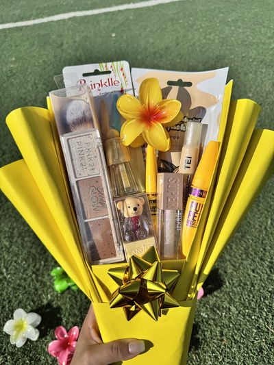 Ramo de maquillaje grande 🌻