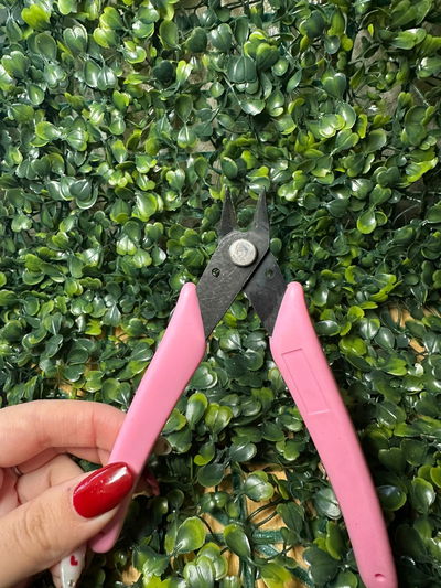 PINZA PARA SACAR DECORACION CHARM LIMIT