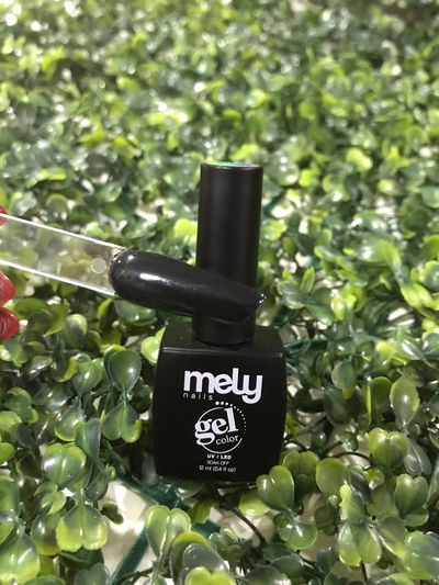 ESMALTE MELY NEGRO