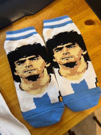 MEDIAS - MARADONA 3