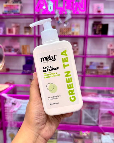 Gel de limpieza facial Mely 