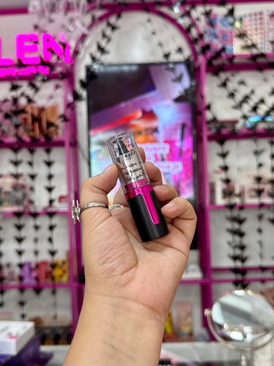 Delineador/Labial negro 