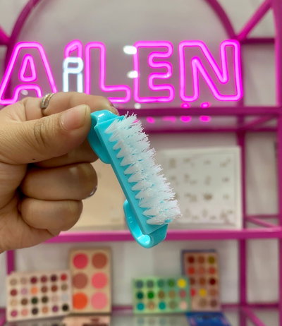 Cepillo para uñas 