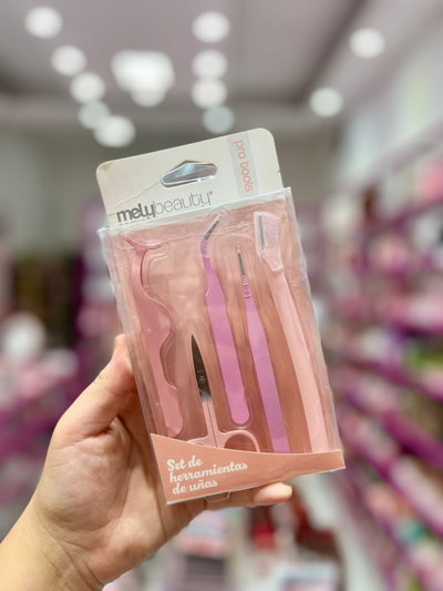 Set de herramientas de uñas y pestañas 