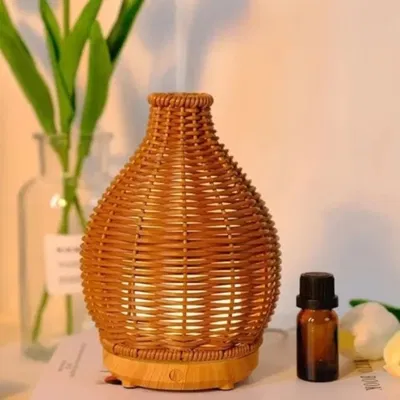 Humidificador Difusor Estilo Ratán 80ml Luz Nocturna