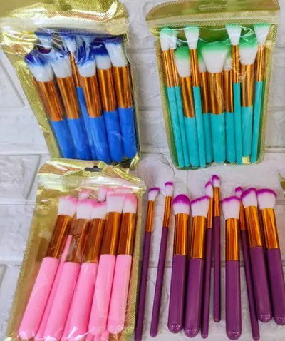 SET de Brochas x10 Kabuki