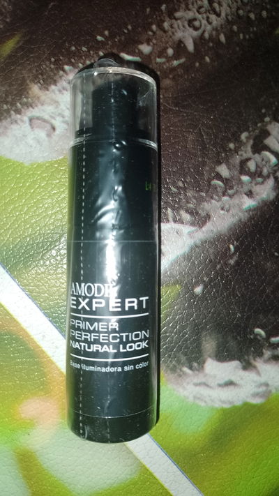 Base iluminadora sin color primer