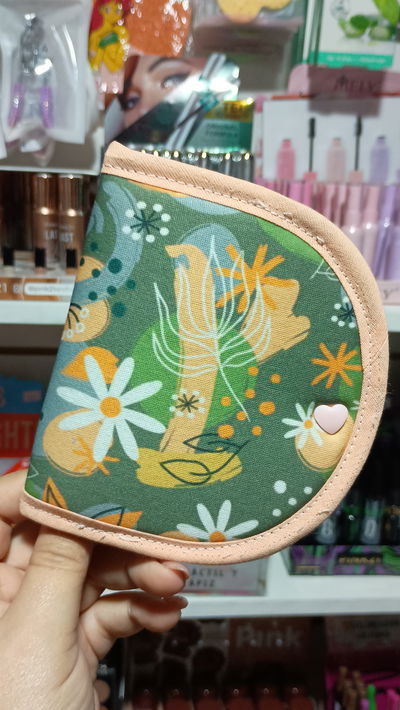 Estuche Flores verde