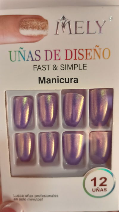 Uñas Violeta
