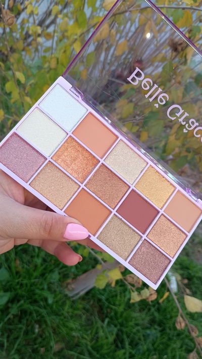 Paleta de sombras x15 BELLE GRACE