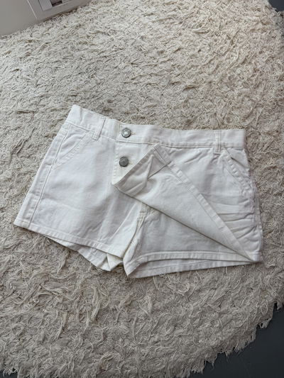 Short pollera tiro bajo