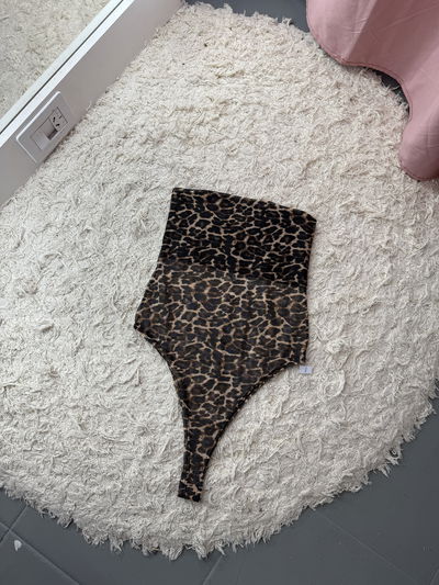 Body Strapless print