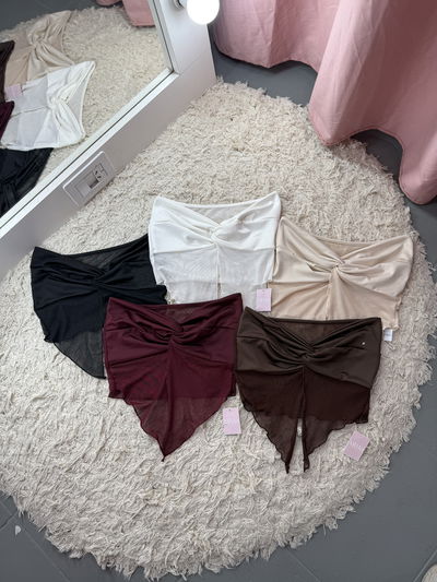 Strapless nudo
