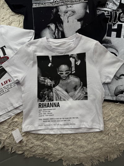 Baby tee Rihanna