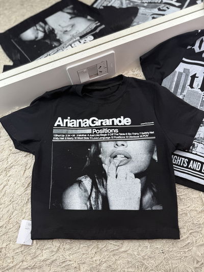 Baby tee Ariana Grande