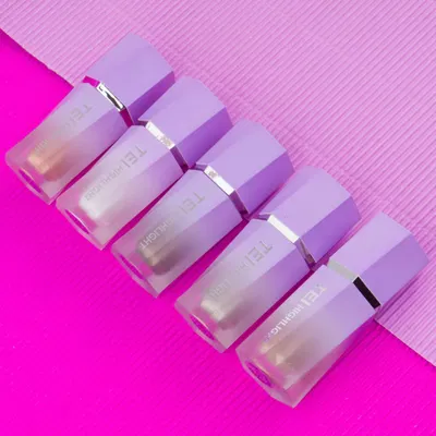 Iluminador Liquido con aplicador Tei