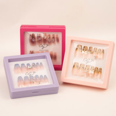 Uñas Press On Coffin (12 Tips caja cuadrada) City Girl