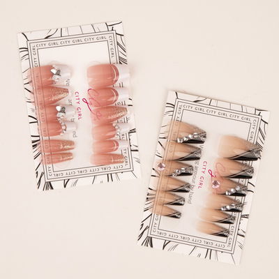 Uñas Press On Coffin (12 Tips) City Girl