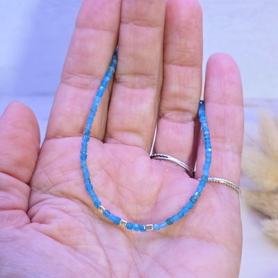Choker Petra Apatita