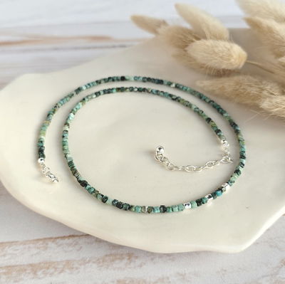 Choker Petra Turquesa africana 